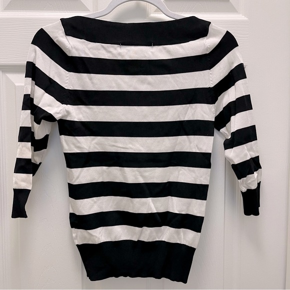 Necessary Objects Black and White 3/4 Sleeve Striped Shirt with Neck Tie - Picture 3 of 5